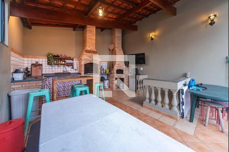 Casa à venda com 231m², 3 quartos e 3 vagas Casa à venda com 231m², 3 quartos e 3 vagasÁrea Gourmet