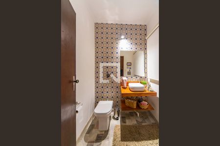 Casa à venda com 231m², 3 quartos e 3 vagas Casa à venda com 231m², 3 quartos e 3 vagasLavabo