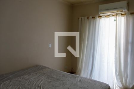 Casa à venda com 210m², 4 quartos e 2 vagasQuarto 3 - Suíte