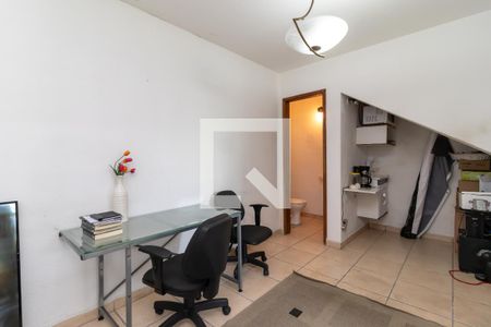 Casa à venda com 200m², 4 quartos e 4 vagasQuarto 4 / Escritório