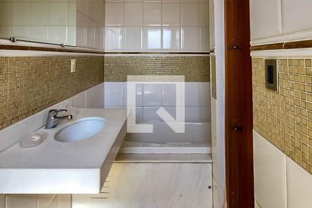 Apartamento à venda com 125m², 4 quartos e 3 vagasBanheiro