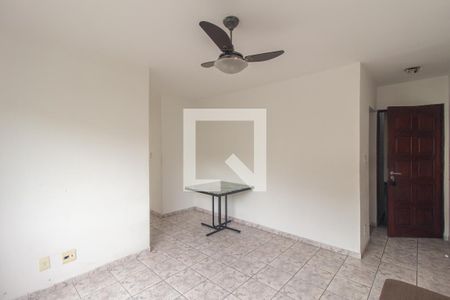 Sala de apartamento para alugar com 3 quartos, 58m² em Campo Grande, Rio de Janeiro