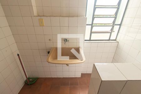 Apartamento para alugar com 58m², 3 quartos e 2 vagas Apartamento para alugar com 58m², 3 quartos e 2 vagasDetalhe da Área de Serviço