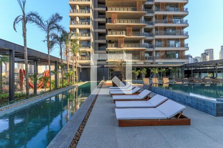Apartamento à venda com 197m², 3 quartos e 3 vagasÁrea comum - Piscina
