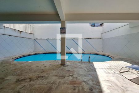 Apartamento à venda com 100m², 3 quartos e 1 vagaÁrea comum - Piscina