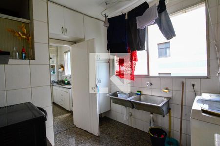 Apartamento para alugar com 140m², 5 quartos e 2 vagas Apartamento para alugar com 140m², 5 quartos e 2 vagasÁrea de Serviço