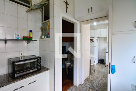 Apartamento para alugar com 140m², 5 quartos e 2 vagas Apartamento para alugar com 140m², 5 quartos e 2 vagasÁrea de Serviço