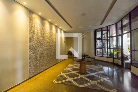 Apartamento à venda com 164m², 3 quartos e 2 vagasHall social