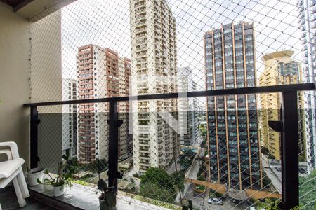 Apartamento à venda com 164m², 3 quartos e 2 vagasVaranda
