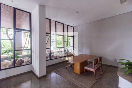 Apartamento à venda com 164m², 3 quartos e 2 vagasHall social