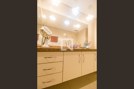 Apartamento à venda com 164m², 3 quartos e 2 vagasBanheiro da Suíte