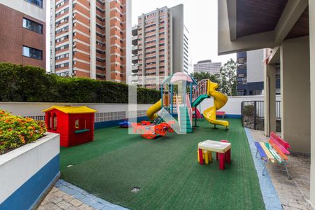 Apartamento à venda com 164m², 3 quartos e 2 vagasÁrea comum - Playground