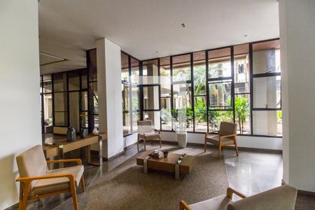 Apartamento à venda com 164m², 3 quartos e 2 vagasHall social