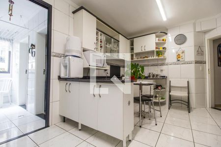 Apartamento à venda com 164m², 3 quartos e 2 vagasCozinha