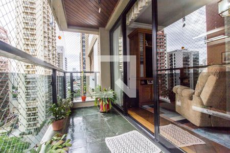 Apartamento à venda com 164m², 3 quartos e 2 vagasVaranda