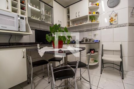 Apartamento à venda com 164m², 3 quartos e 2 vagasCozinha