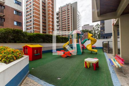 Apartamento à venda com 164m², 3 quartos e 2 vagasÁrea comum - Playground