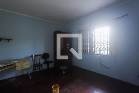 Quarto 2 de casa à venda com 3 quartos, 250m² em São Geraldo, Porto Alegre