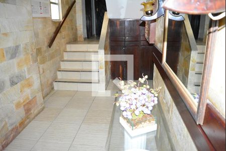 Hall de entrada de apartamento para alugar com 3 quartos, 90m² em Costa Azul, Salvador