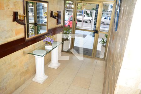 Hall de entrada de apartamento para alugar com 3 quartos, 90m² em Costa Azul, Salvador