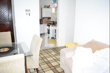 Sala de apartamento para alugar com 3 quartos, 90m² em Costa Azul, Salvador