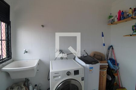 Apartamento à venda com 140m², 3 quartos e 2 vagasLavanderia