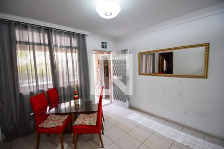 Sala de casa para alugar com 3 quartos, 300m² em Quintino Bocaiúva, Rio de Janeiro