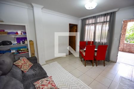 Sala de casa para alugar com 3 quartos, 300m² em Quintino Bocaiúva, Rio de Janeiro