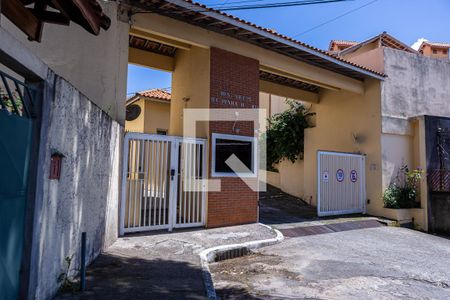 Casa de condomínio à venda com 94m², 3 quartos e 1 vagaFachada
