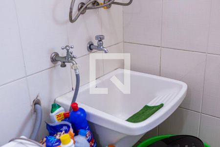 Casa de condomínio à venda com 94m², 3 quartos e 1 vagaÁrea de Serviço