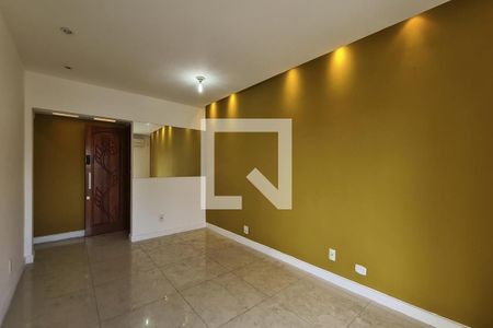 Sala de apartamento à venda com 3 quartos, 80m² em Sampaio, Rio de Janeiro