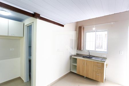 Kitnet sala cozinha de kitnet/studio para alugar com 1 quarto, 20m² em Cidade Intercap, Taboão da Serra