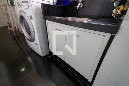 Apartamento para alugar com 156m², 4 quartos e 2 vagasÁrea de Serviço