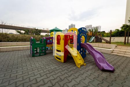 Apartamento para alugar com 156m², 4 quartos e 2 vagasÁrea comum - Playground