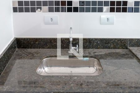 Apartamento para alugar com 37m², 2 quartos e sem vaga Apartamento para alugar com 37m², 2 quartos e sem vagaCozinha e Área de Serviço