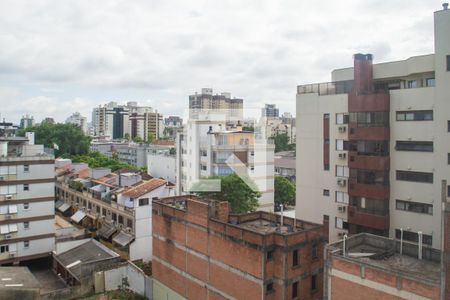 Vista da sala de apartamento à venda com 2 quartos, 90m² em Menino Deus, Porto Alegre