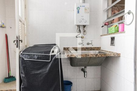 Apartamento à venda com 145m², 3 quartos e 1 vaga Apartamento à venda com 145m², 3 quartos e 1 vagaÁrea de Serviço