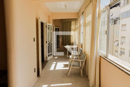 Apartamento à venda com 145m², 3 quartos e 1 vaga Apartamento à venda com 145m², 3 quartos e 1 vagaVaranda