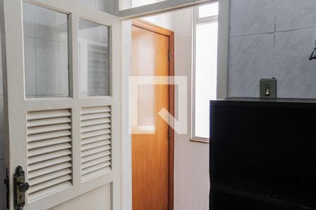 Apartamento à venda com 145m², 3 quartos e 1 vaga Apartamento à venda com 145m², 3 quartos e 1 vagaQuarto de Serviço