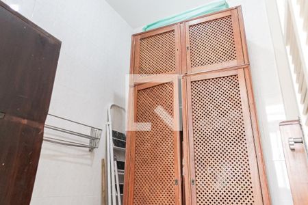 Apartamento à venda com 145m², 3 quartos e 1 vaga Apartamento à venda com 145m², 3 quartos e 1 vagaQuarto de Serviço
