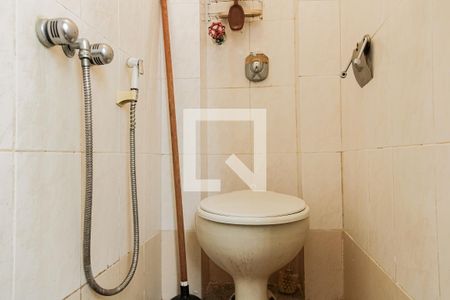 Apartamento à venda com 145m², 3 quartos e 1 vaga Apartamento à venda com 145m², 3 quartos e 1 vagaBanheiro de serviço