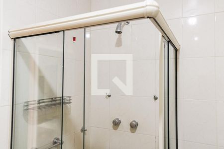 Apartamento à venda com 145m², 3 quartos e 1 vaga Apartamento à venda com 145m², 3 quartos e 1 vagaBanheiro Social