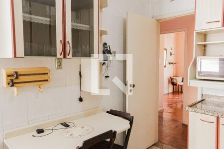 Apartamento à venda com 145m², 3 quartos e 1 vaga Apartamento à venda com 145m², 3 quartos e 1 vagaCozinha