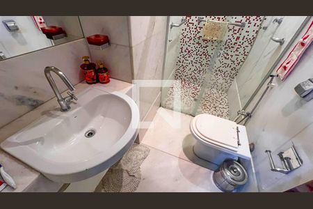 Casa à venda com 360m², 3 quartos e 2 vagasBanheiro