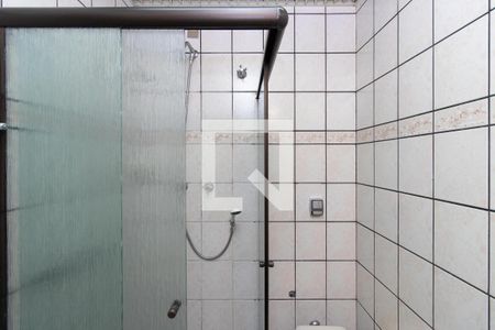 Casa para alugar com 360m², 4 quartos e 3 vagas Casa para alugar com 360m², 4 quartos e 3 vagasBanheiro da Suíte 1