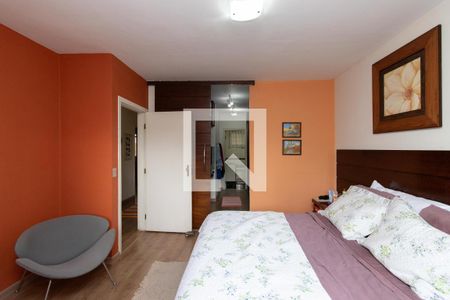 Casa para alugar com 360m², 4 quartos e 3 vagas Casa para alugar com 360m², 4 quartos e 3 vagasQuarto Suíte 2