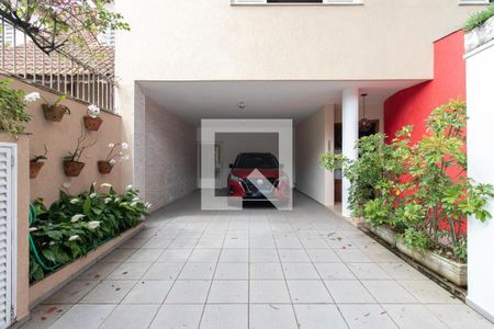 Casa para alugar com 360m², 4 quartos e 3 vagas Casa para alugar com 360m², 4 quartos e 3 vagasGaragem