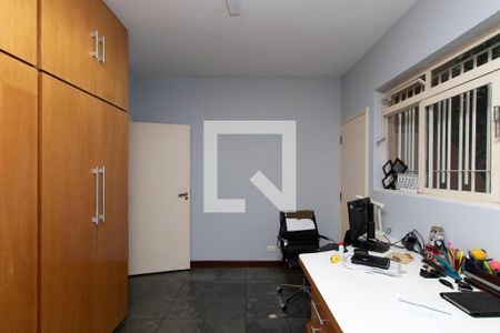 Casa para alugar com 360m², 4 quartos e 3 vagas Casa para alugar com 360m², 4 quartos e 3 vagasEscritório