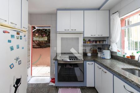 Casa para alugar com 360m², 4 quartos e 3 vagas Casa para alugar com 360m², 4 quartos e 3 vagasCozinha