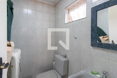 Casa para alugar com 360m², 4 quartos e 3 vagas Casa para alugar com 360m², 4 quartos e 3 vagasBanheiro área gourmet